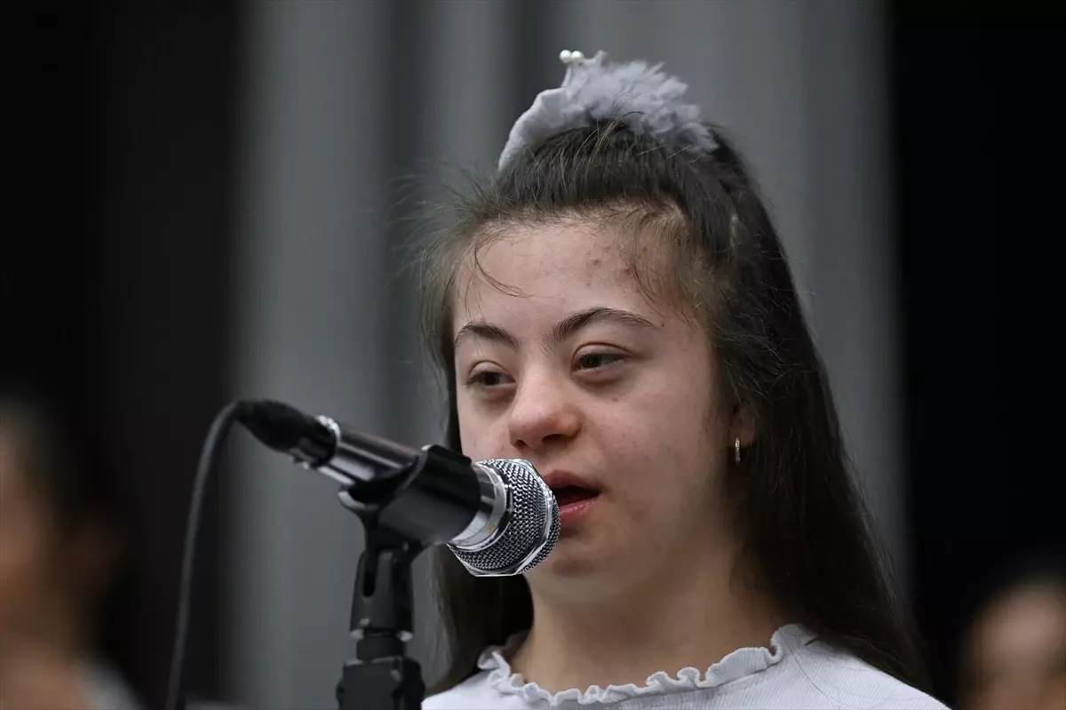 Down Sendromlular Korosu Trabzon\'da Sahne Alacak