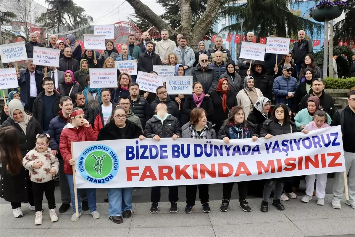 Trabzon\'da Dünya Down Sendromu Farkındalık Günü dolayısıyla yürüyüş düzenlendi