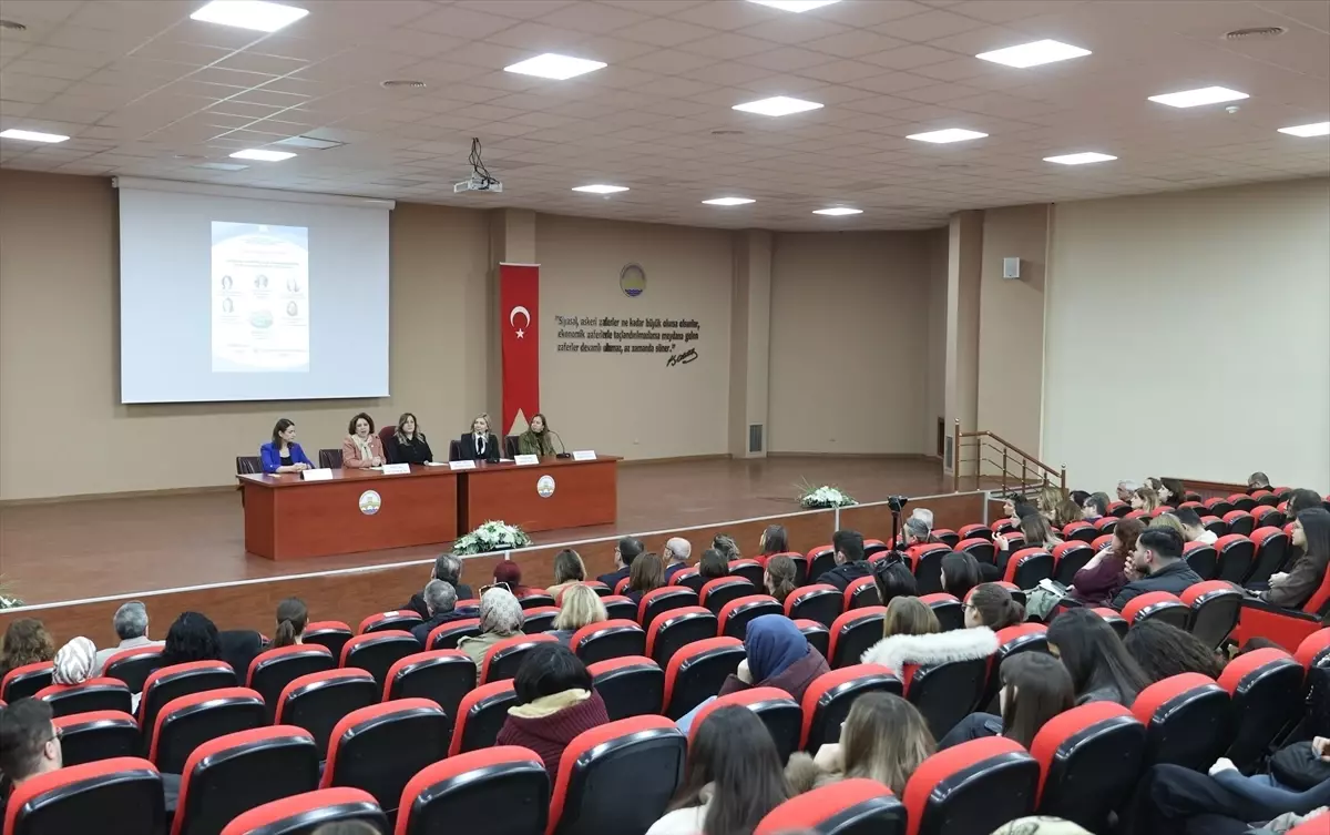 Göçmen Kadınların Başarı Hikayeleri Paneli