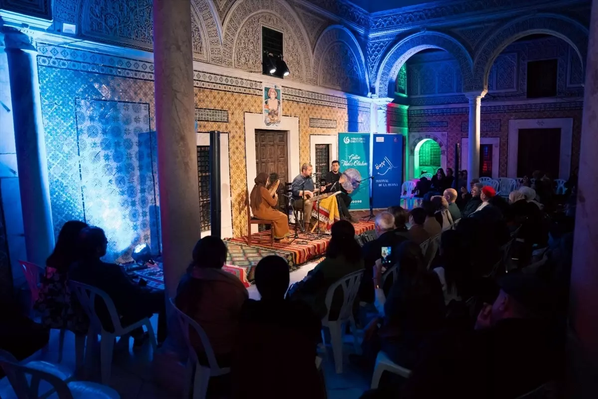 Tunus Medine Festivalinde Santur Konseri