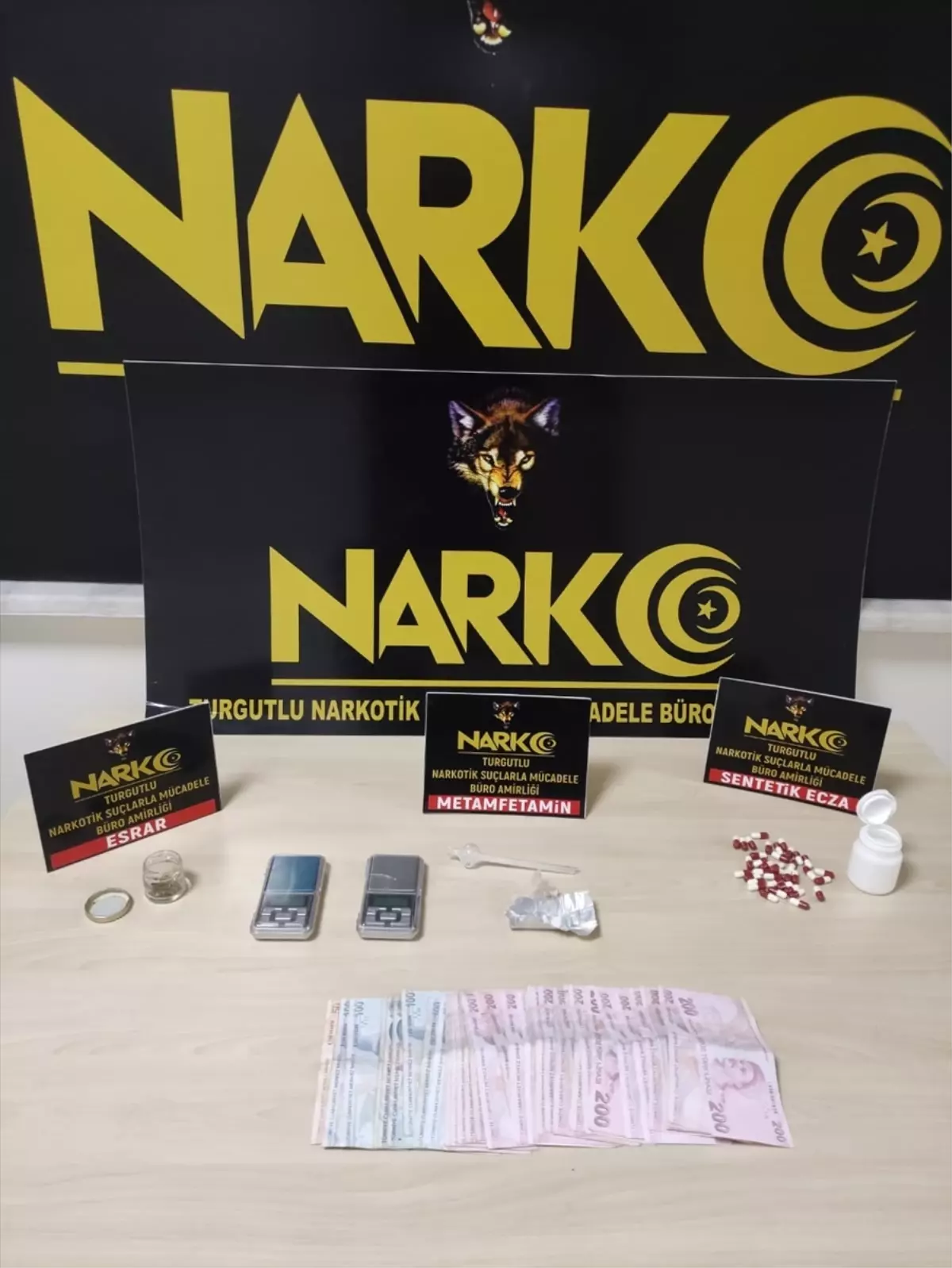 Turgutlu\'da Uyuşturucu Operasyonu