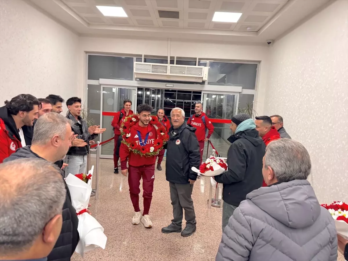 Furkan Akar, Kanada\'da Bronz Madalya Kazandı