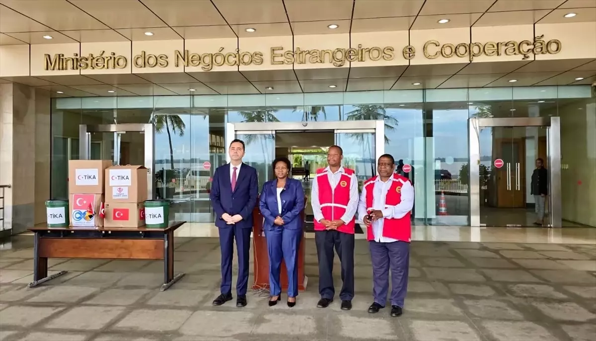Türkiye\'den Mozambik\'e 257 Ton Yardım