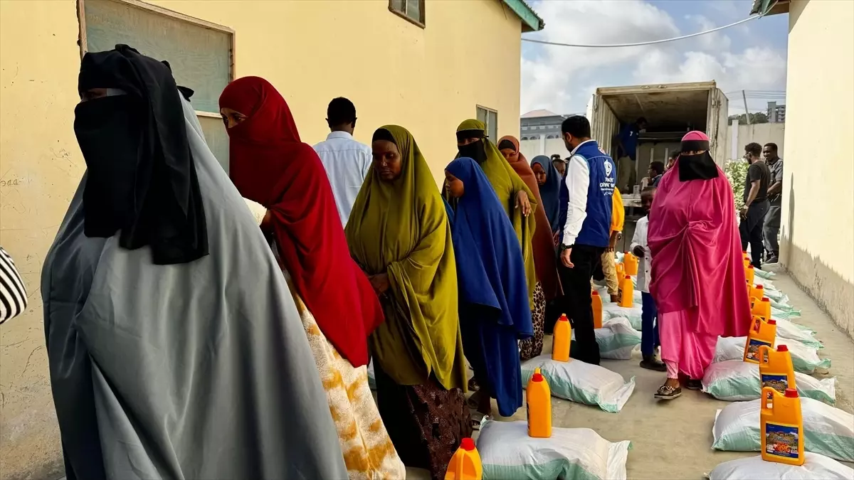 Türkiye\'den Somali\'ye Gıda Desteği