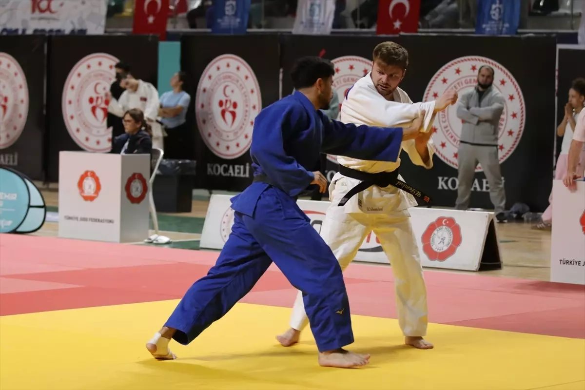 Judo Şampiyonası Kocaeli\'de Tamamlandı