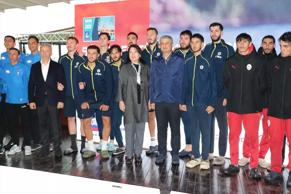 Fenerbahçe, Türkiye Kupası\'nda Birinci