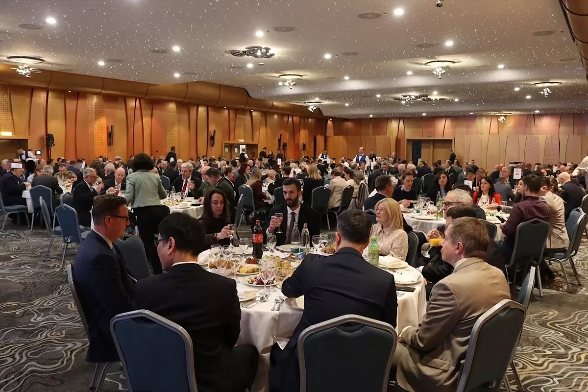 Priştine\'de İftar Programı Düzenlendi