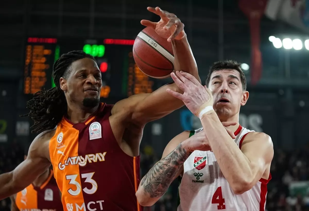 Galatasaray Maçında İkili Mücadele: Karşıyaka 72-82