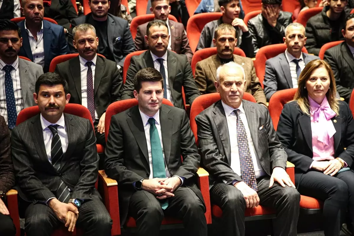 Türk Gençliğine Destek Vurgusu!