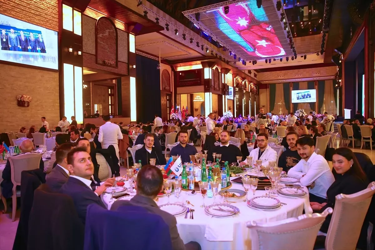 Uluslararası Demokratlar Birliği, Bakü\'de iftar programı düzenledi