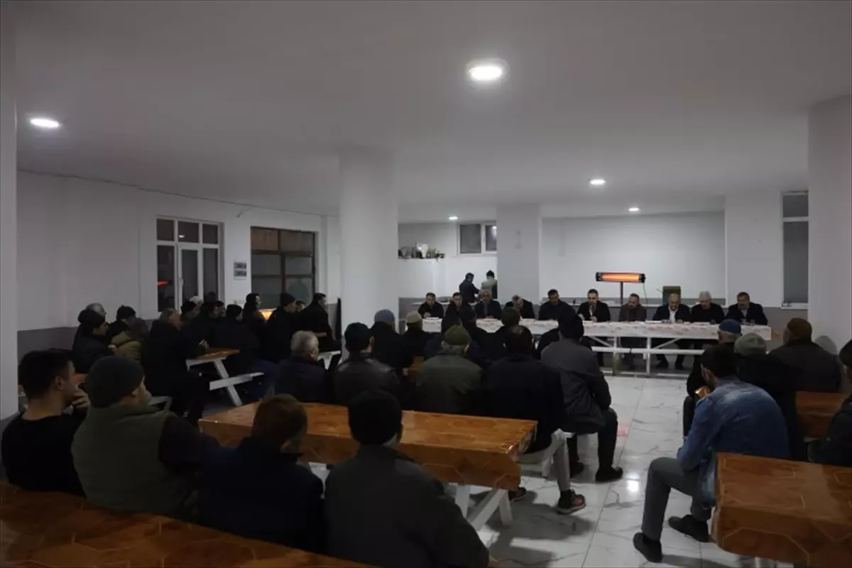 Vezirköprü\'de İftar Programları Devam Ediyor