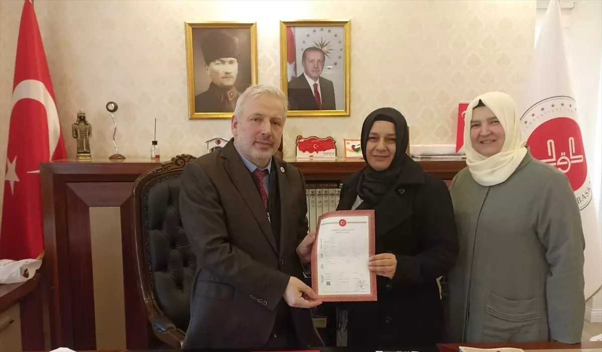 Yalova\'da şehit polisin eşi evini Türkiye Diyanet Vakfına bağışladı