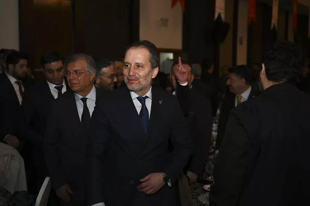 Fatih Erbakan, Ramazan ve Erbakan\'ı Andı