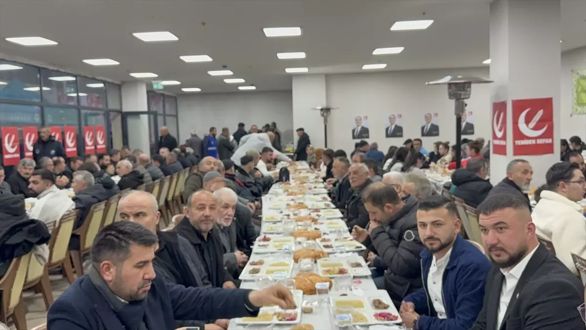Erbakan Yozgat\'ta İftar Programına Katıldı