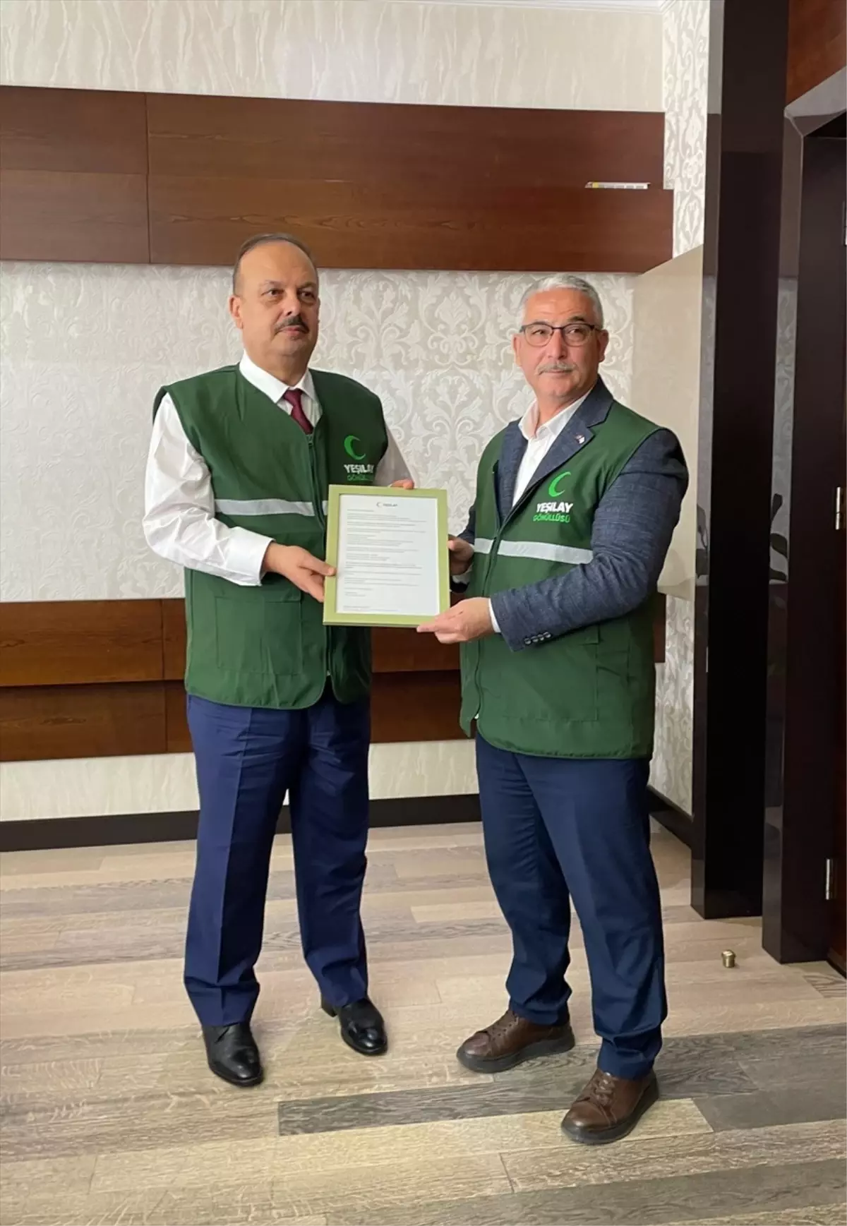 Yeşilay Haftası\'nda Vali Canbolat ile Buluşma