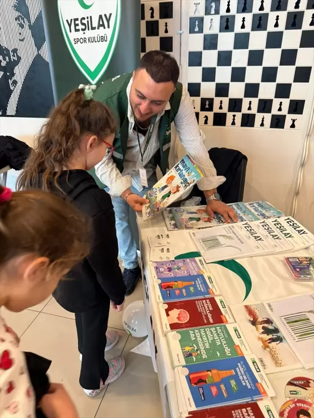 Yeşilay Satranç Turnuvası yoğun ilgiyle tamamlandı