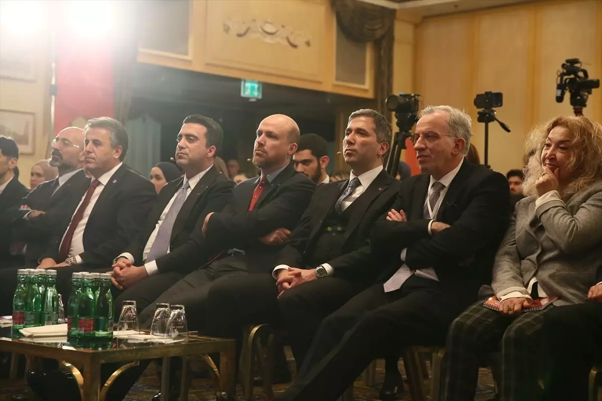 YTB, Viyana\'da, gençlerin beklentilerinin ve diasporanın geleceğinin ele alındığı panel düzenledi