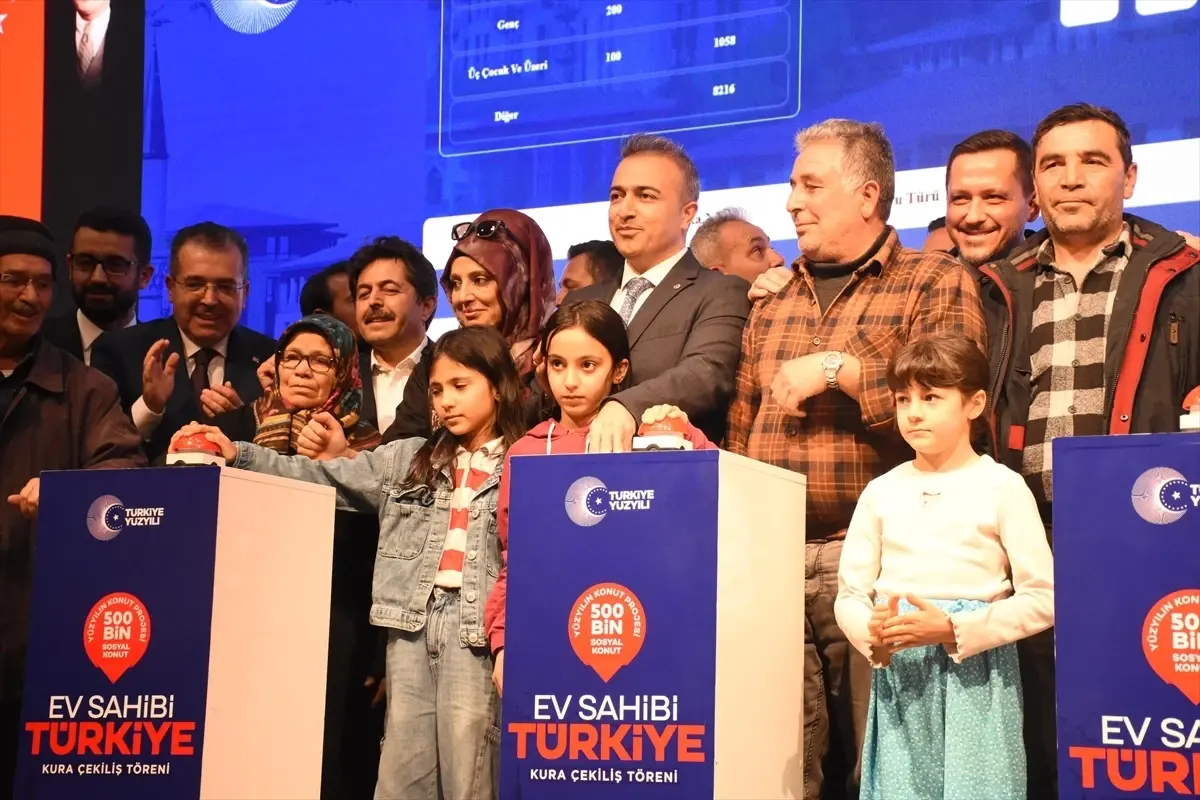 Karaman\'da 1550 Konutun Sahipleri Belirlendi