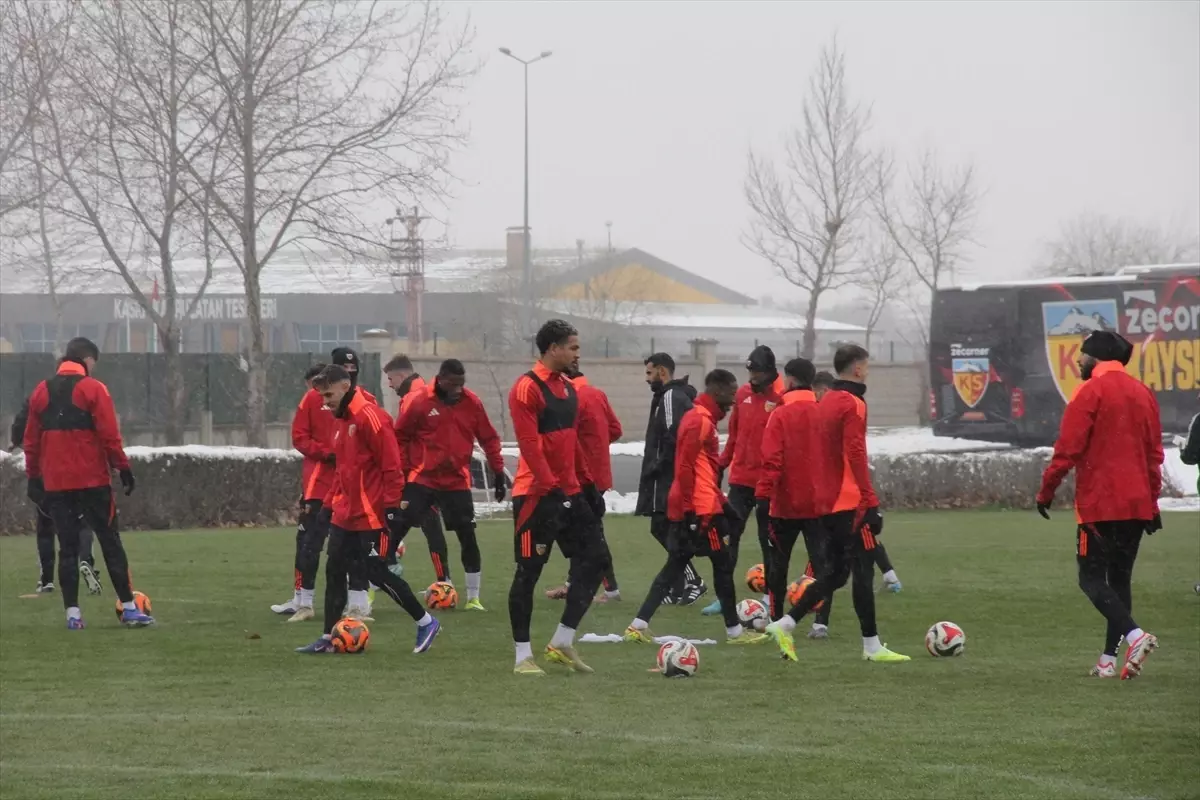Kayserispor Gençlerbirliği Hazırlıklarını Sürdürüyor