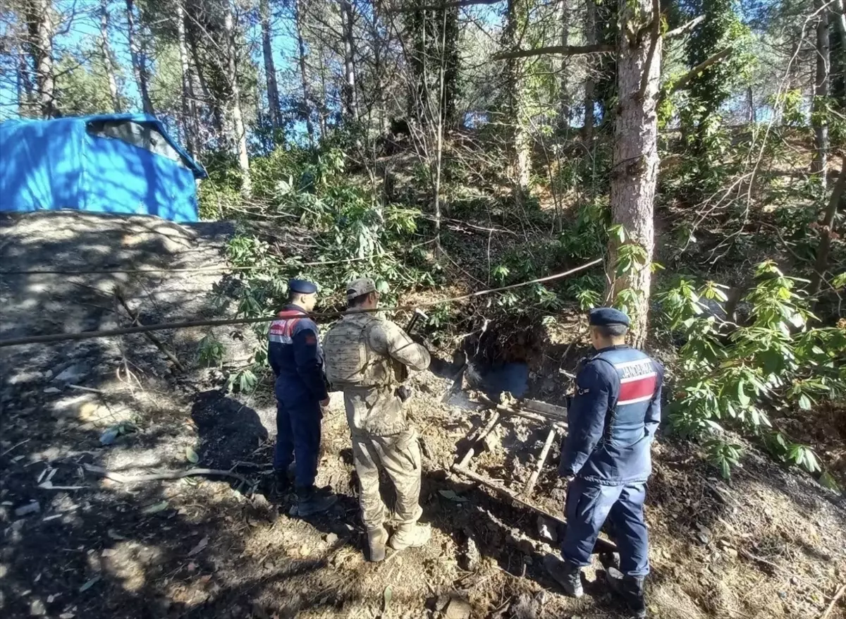 Zonguldak\'ta Ruhsatsız 6 Maden Ocağı Kapatıldı