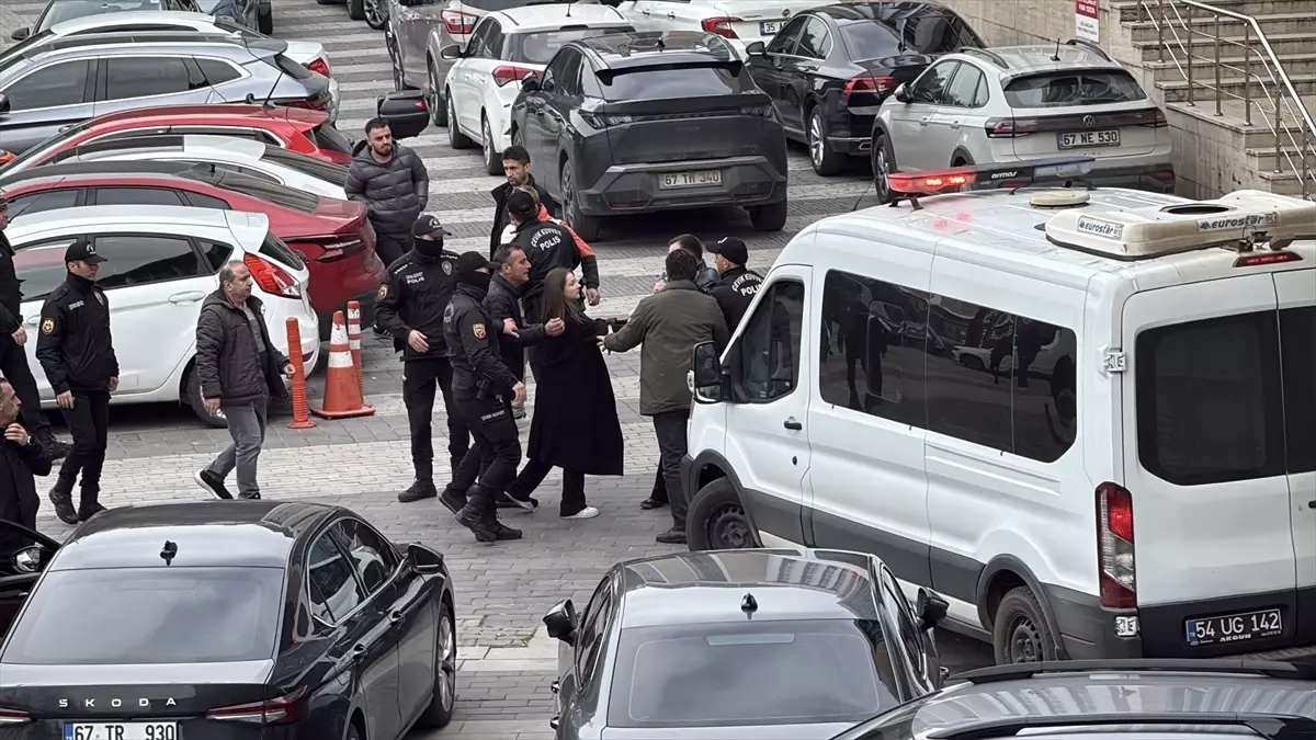 Kozlu\'da Bıçaklı Kavga: Sanığa Müebbet Hapis