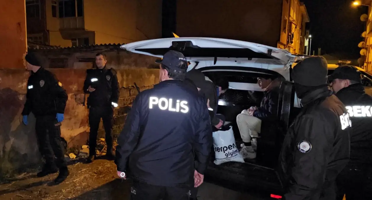 Edirne\'de 18 Kaçak Göçmen Yakalandı