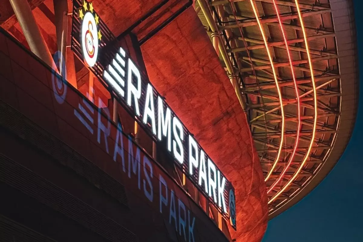 Galatasaray\'ın yuvası RAMS Park\'ın yeni kapasitesi belli oldu