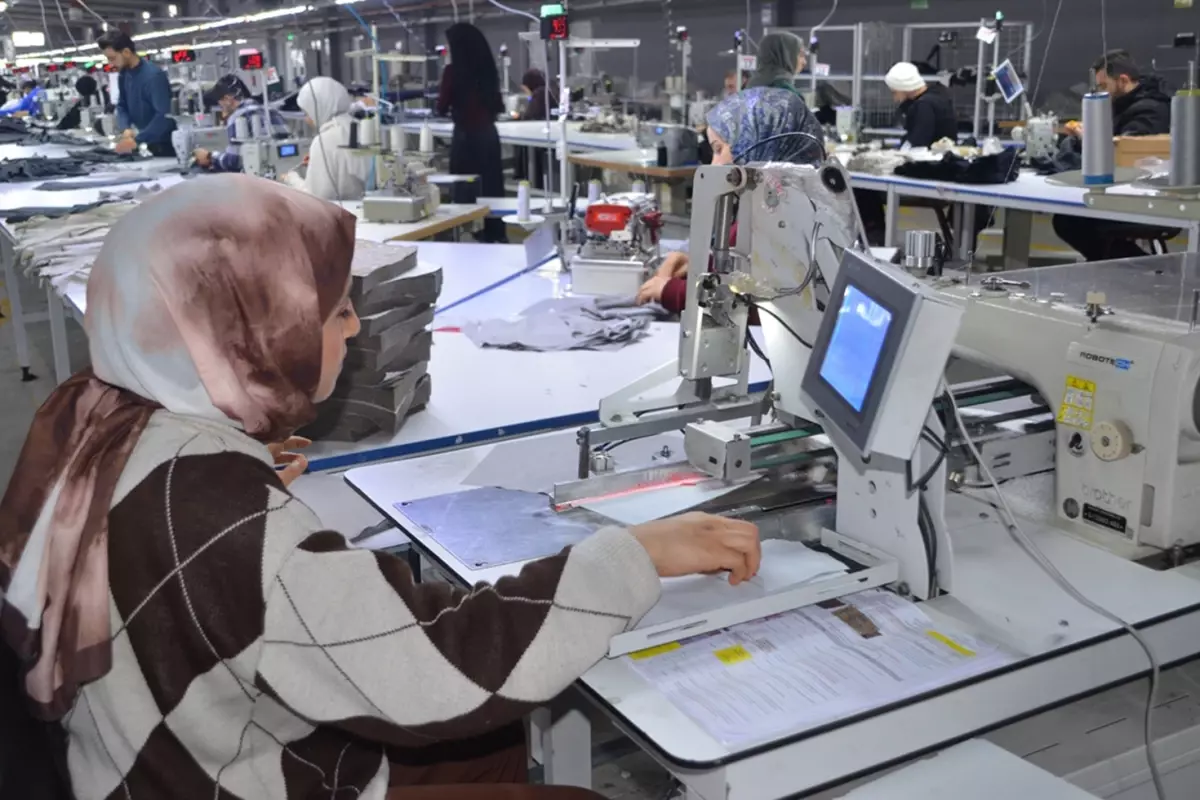 İşçi olarak girdiği sektörde fabrika kurdu, 11 ülkeye ürün gönderiyor