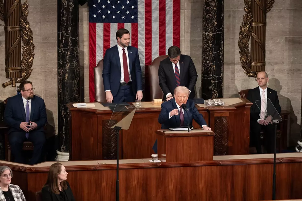 Kanada\'nın gümrük vergileri laldırıldı, Trump destek veren vekilleri tehdit etti