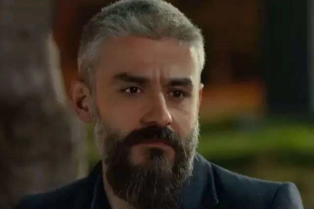 Kanbolat Görkem'e son veda: Babası oğlunun tabutunu öptü