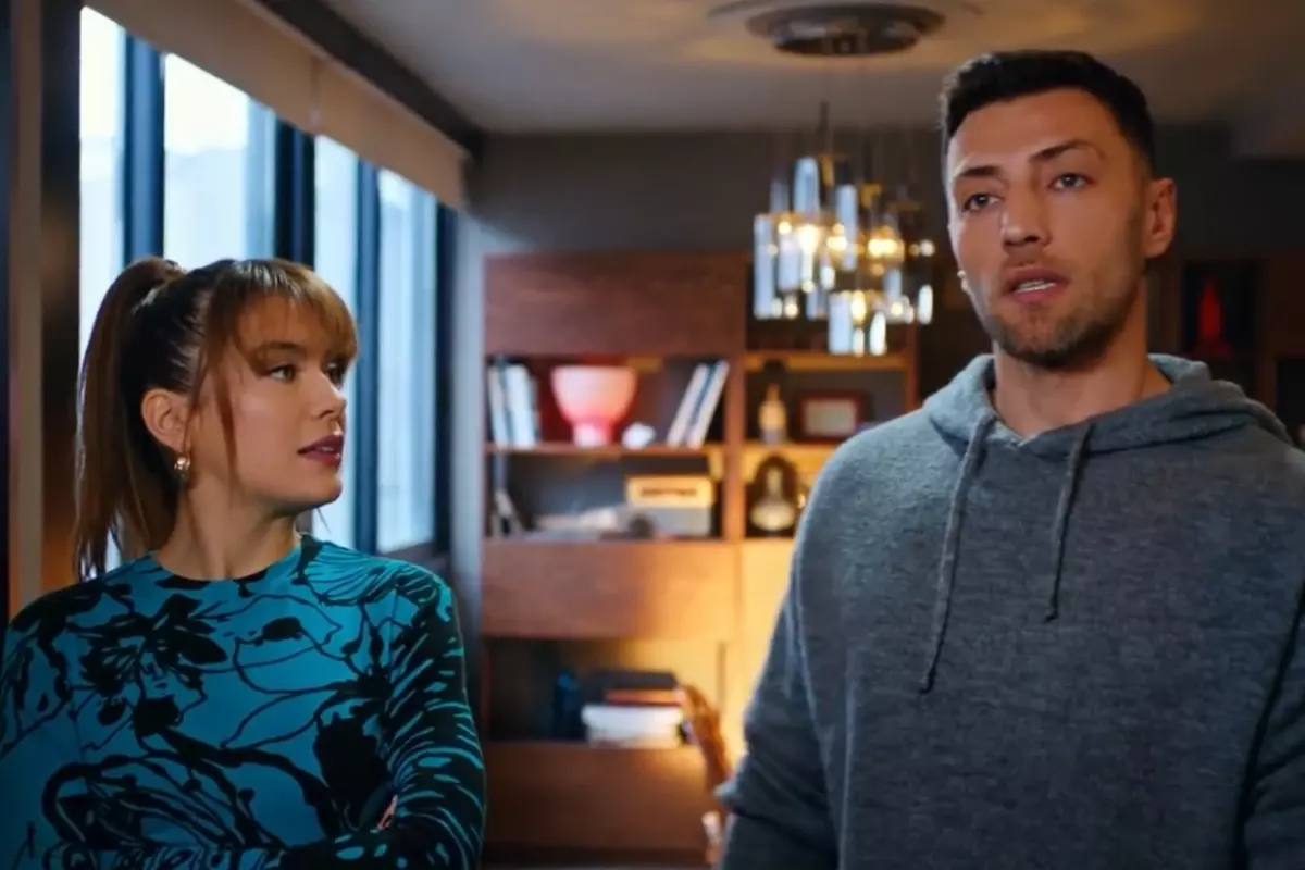 Ünlü oyuncu piyasayı dolandırıp Türkiye\'den kaçtı iddiası! Yakalama kararı çıkarıldı