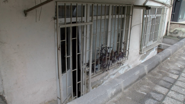 İki kadının parçalanarak öldürüldüğü dehşet evinde 'beyaz valiz' detayı