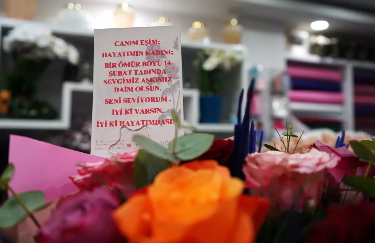 Sevgililer Günü Çiçek Talepleri Yükseldi