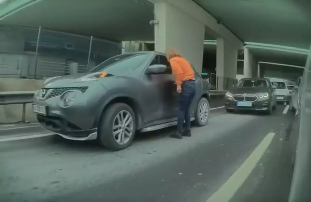 Şişli\'de Trafik Tartışması Kavgaya Dönüştü