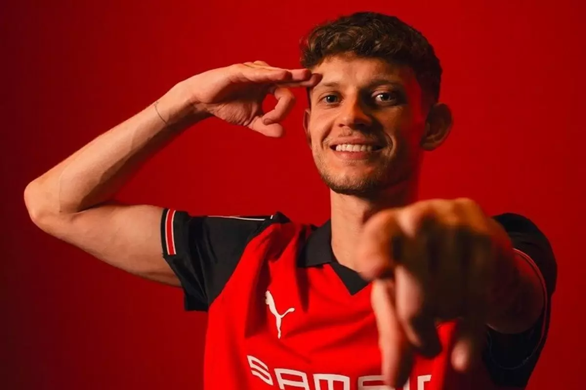 Szymanski asist yaptı, Rennes PSG\'yi yıktı