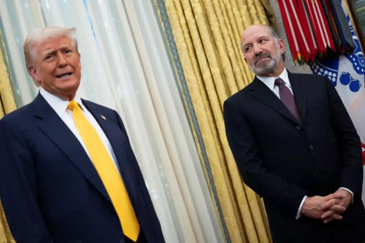 Trump bakanına sahip çıktı: Lutnick\'in Epstein adası ziyaretinden haberdar değildim