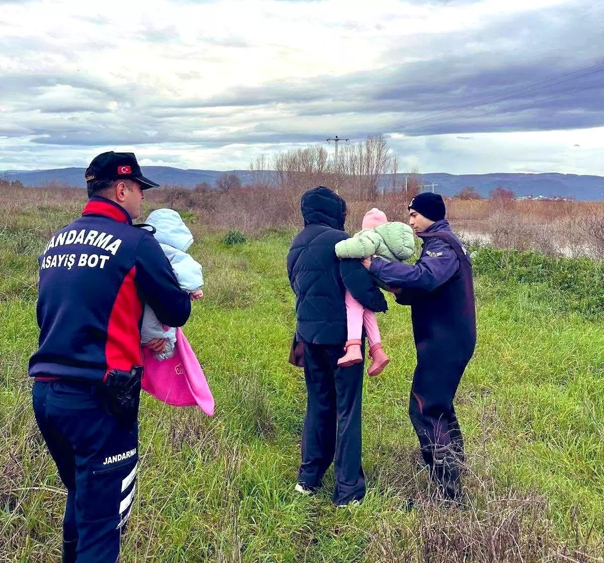 Bursa\'da Mahsur Kalan Aile Kurtarıldı