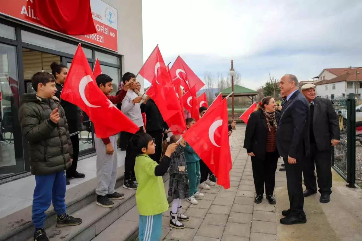 Başkan Özlü Roman koordinasyon merkezini inceleme