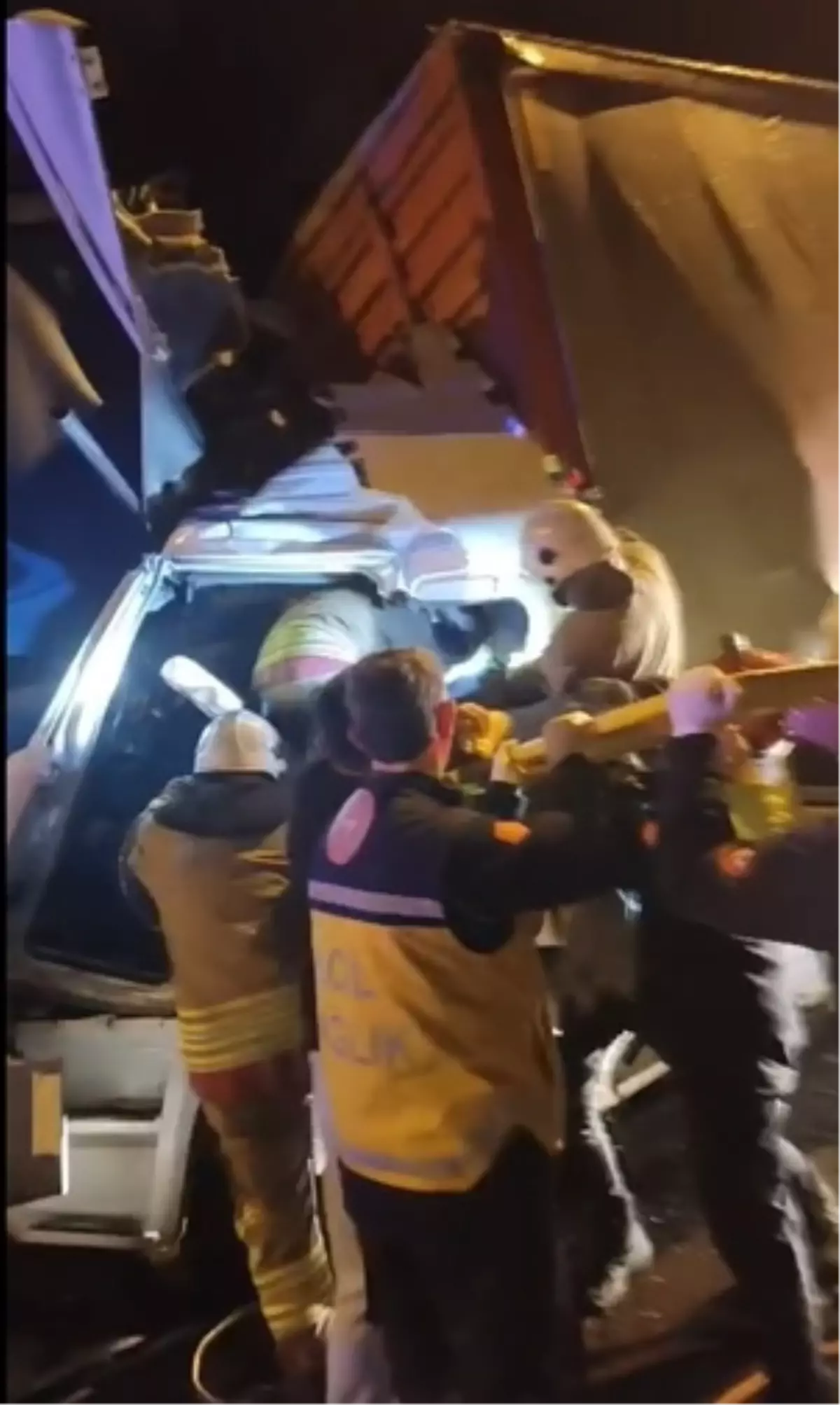 Bolu Dağı Tüneli\'nde Kaza: Bir Ölü, Bir Yaralı