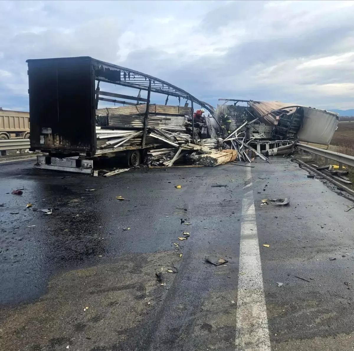 Sofya\'da Kaza: 2 Türk Tır Şoförü Hayatını Kaybetti