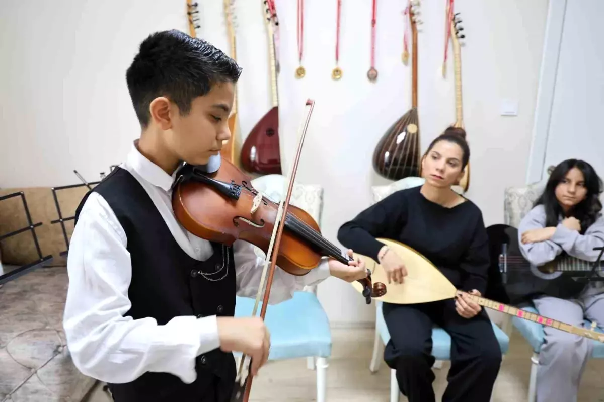 Kaplan Ailesinin Müziğe Yolculuğu