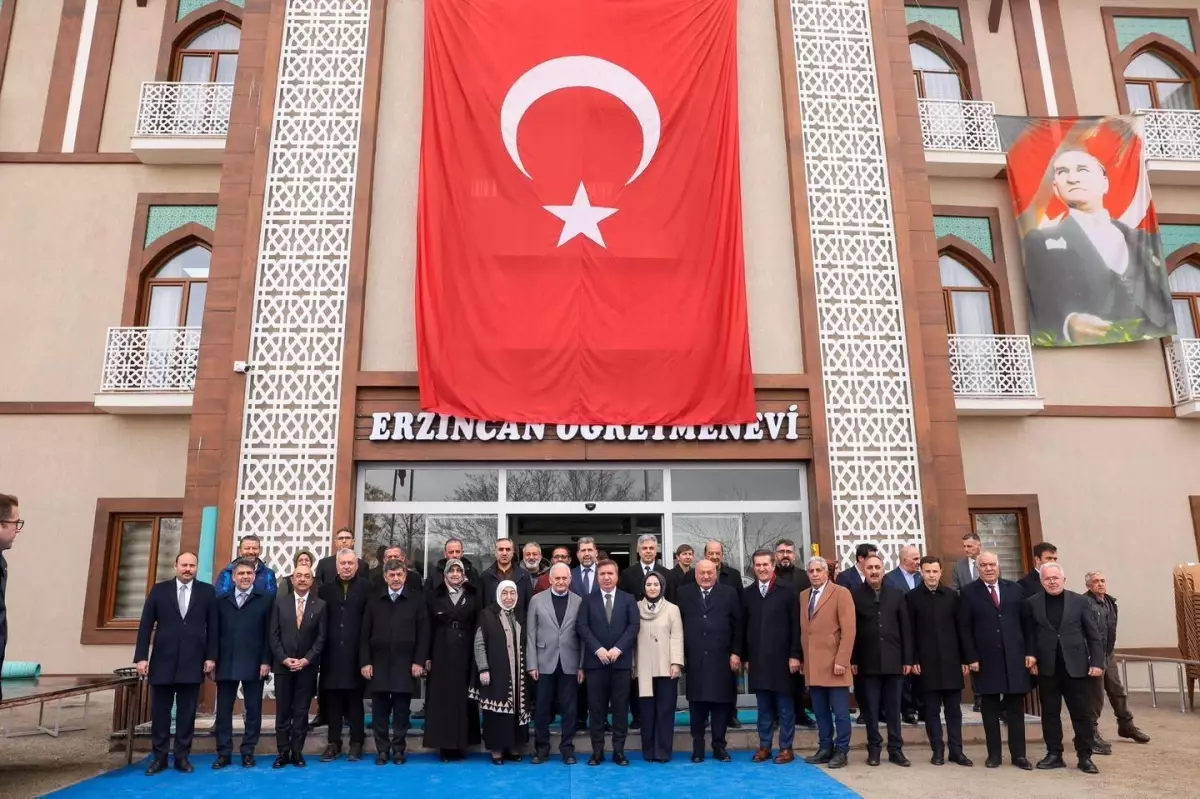 Erzincan\'da yeni öğretmenevi hizmet binası Binali Yıldırım\'ın katılımı ile hizmete açıldı