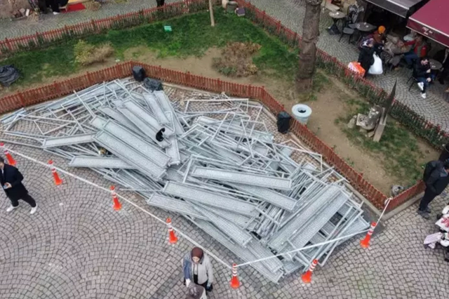 Koza Han'daki masa-sandalye krizine yargı freni! Tahliyeye 'dur' kararı