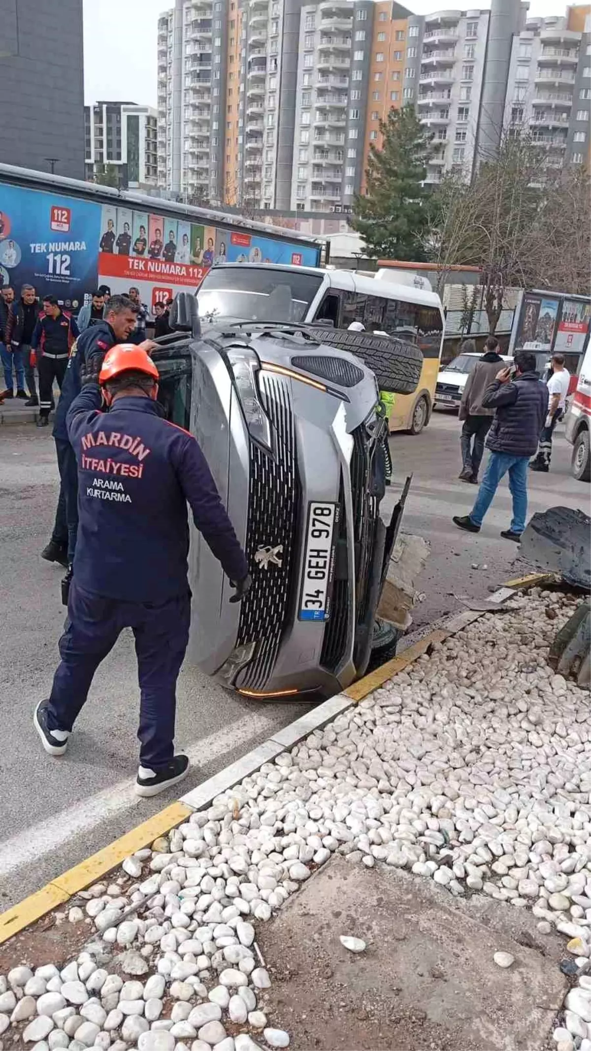 Mardin\'de Kaza: İki Yaralı