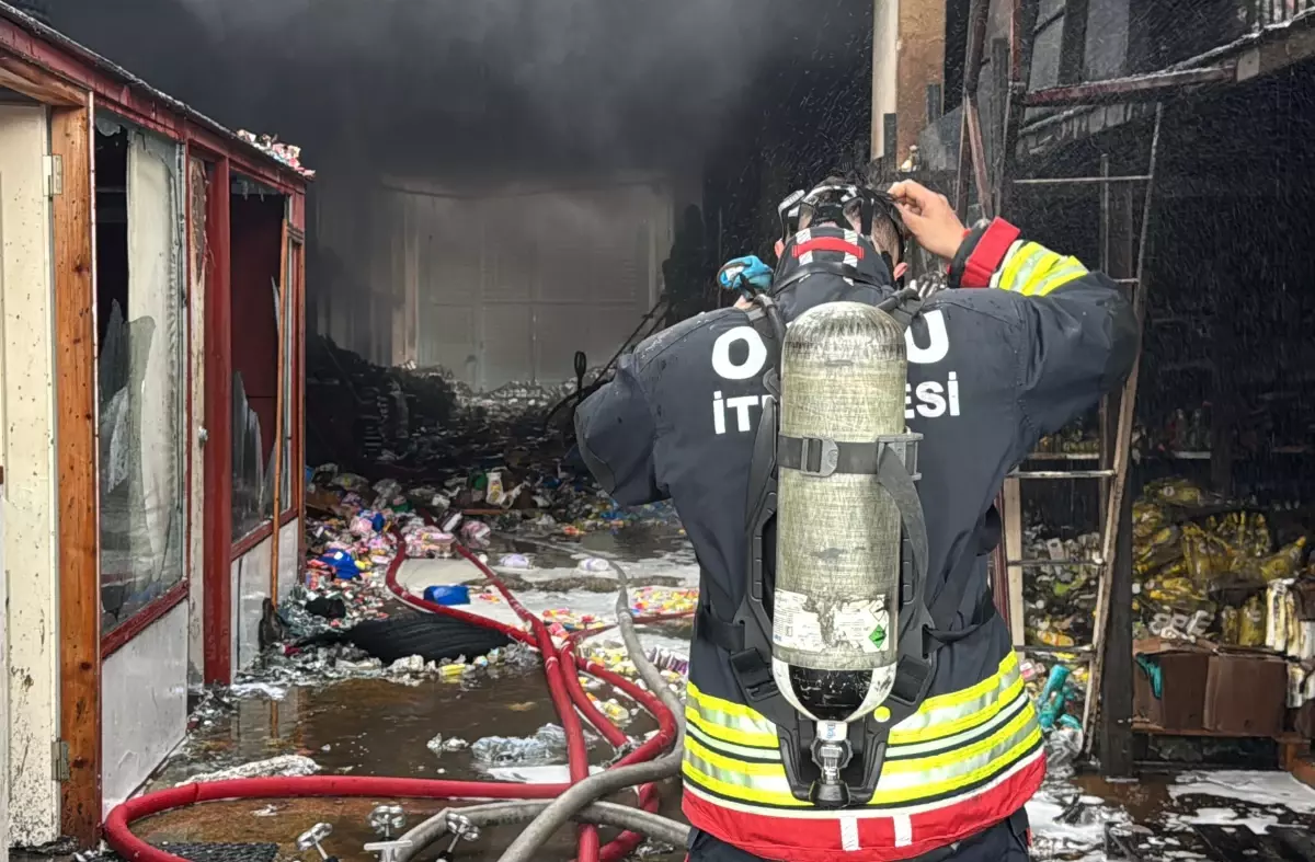 Ordu\'da Depo Yangını: Zarar Büyüdü