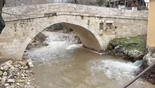 380 yıllık camide tarihi an! Birden canlandı, köylüler sevinçten dört köşe oldu