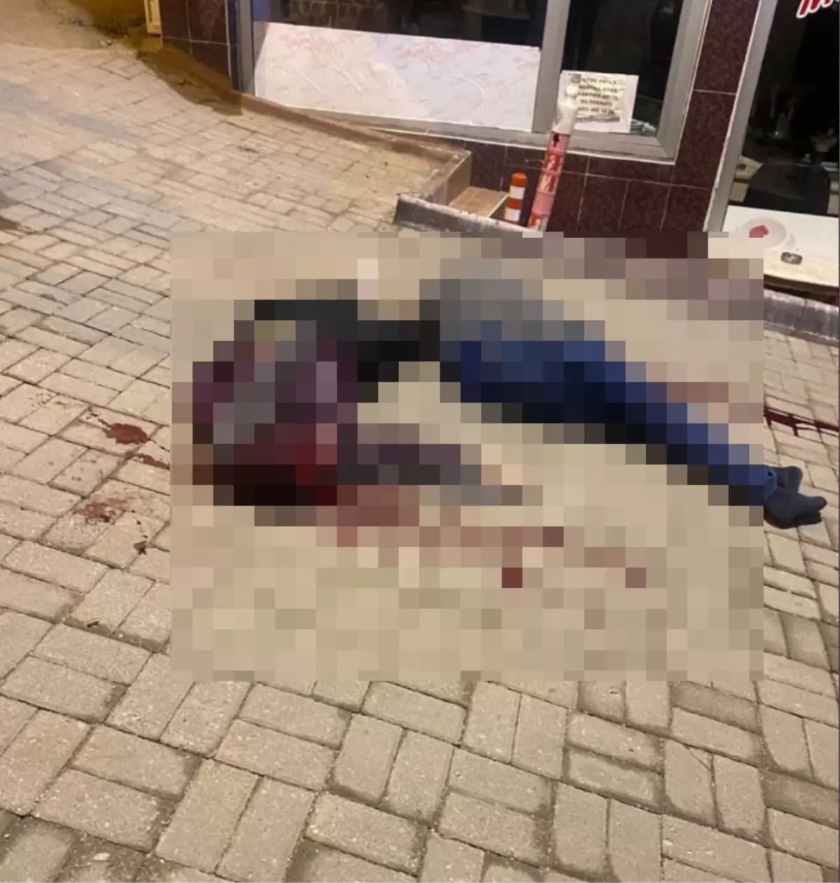 Boşanma Aşamasındaki Koca, Eşini Vurduktan Sonra İntihar Etti