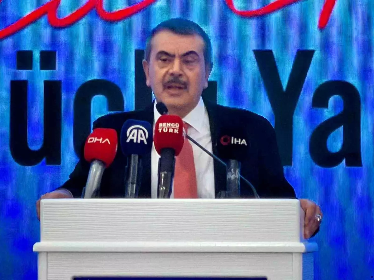 Bakan Tekin: "6 Şubat\'ta depremde yıkılan yaklaşık 9 bin 700 derslik yerine 15 bin derslik eğitim ve öğretime kazandırıldı"