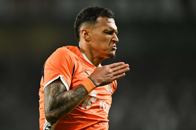 Beşiktaş, RAMS Başakşehir'i 90+7'de yıktı Beşiktaş, RAMS Başakşehir'i 90+7'de yıktı