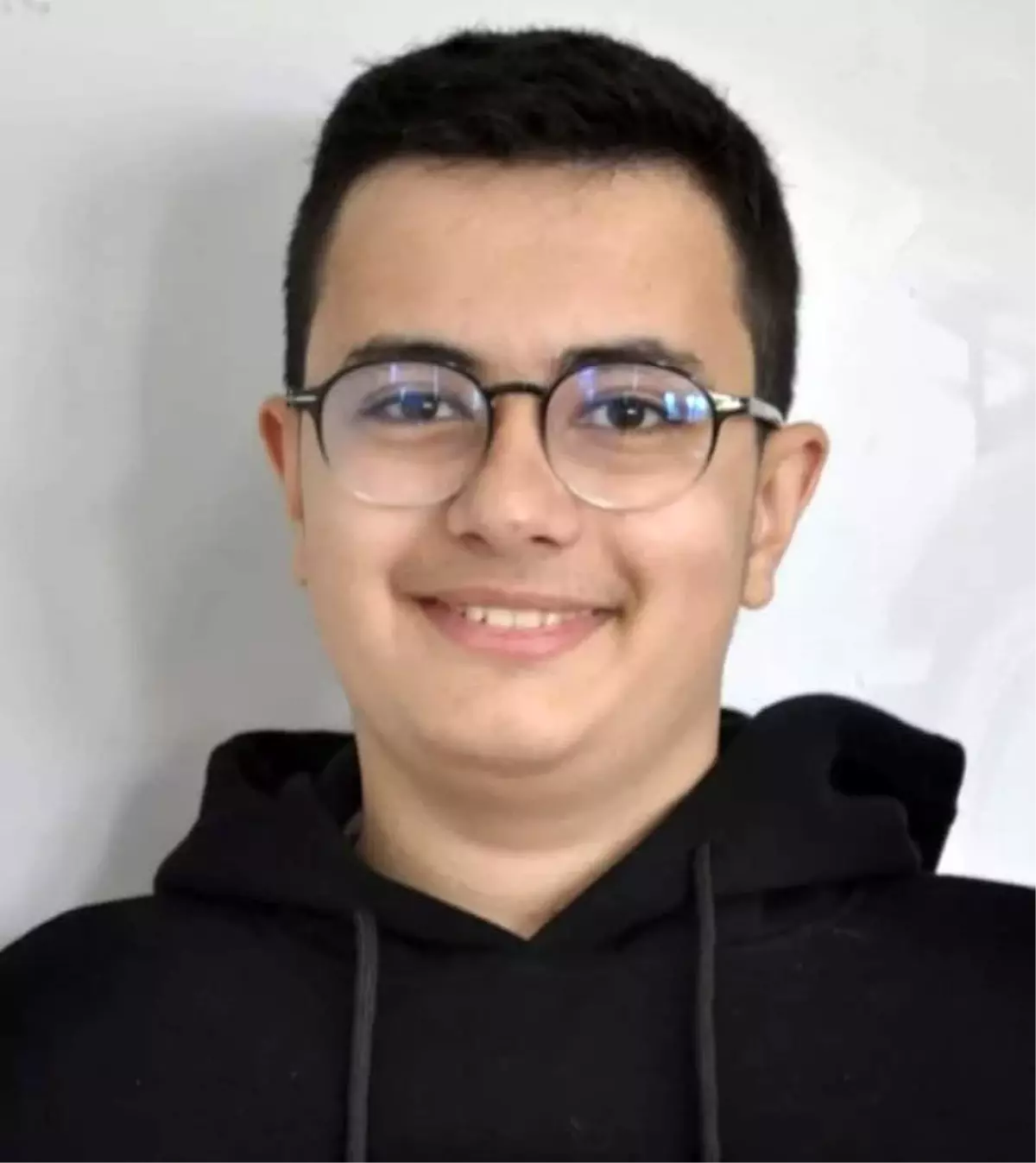 Bolu\'da lise öğrencisi evinde ölü bulundu